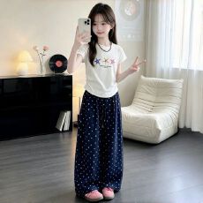 女童夏季套装2026新款儿童海星短袖T恤女中大童波点阔腿裤两件套