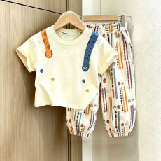 上衣纯棉100裤子聚酯纤维男女童套装夏季短袖满印防蚊裤两件套