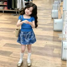 批发韩版女童2026夏季新款蓝色薄款针织短袖女孩晕染碎花半身裙两件套