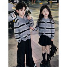 2026新款女童学院风撞色针织开衫兄妹款秋装时尚洋气秋冬保暖毛衣