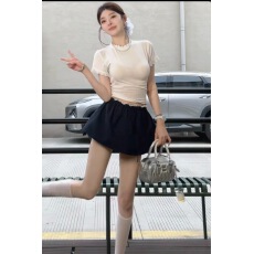 批发媛媛 白色蕾丝边圆领打底衫纯欲上衣+花苞裙假两件松紧腰半身裙裤