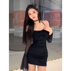 批发性感一字肩喇叭袖挂脖<b class='q'>连衣裙</b>女早春新款紧身短裙子辣妹<b class='q'>网纱</b>包臀裙