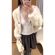 批发人棉磨毛法式V领蕾丝拼接长袖<b class='q'>打底衫</b>女高级感超修身纯欲内搭上衣