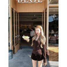 批发原版面料假两件上衣秋冬季<b class='q'>女</b>修身显瘦韩系咖色长袖T恤内搭<b class='q'>打底衫</b>