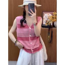 批发欧洲站夏季新款时尚粉<b class='q'>色</b>条纹冰丝针织<b class='q'>开衫</b>女V领无袖洋气背心