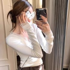 批发<b class='q'>蕾丝</b>拼接长袖T恤女2026春季新款V领修身显瘦小众纯欲风<b class='q'>打底衫</b>
