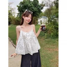 批发甜美风减龄碎花短款吊带背心女夏季别致<b class='q'>宽松</b>无袖内搭外穿背心上衣