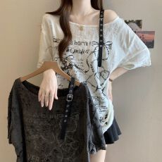 批发官图 【济公布原版质量】夏季新款斜领露肩设计感短袖上衣