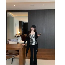 批发原版做法韩版时尚简约风时尚套装女开衫外套抹胸休闲套装