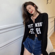 批发实价薄款<b class='q'>夏季</b>宽松短款长袖防晒罩衫上衣冰丝字母<b class='q'>开衫</b>外套女