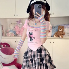 批发40支纯棉1*1甜喵蜜糖 多巴胺粉色印花上衣女夏不规则方领T恤