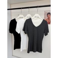 批发<b class='q'>莫代尔</b>纯欲V领百搭白色短袖2026夏季新款正肩内搭<b class='q'>T</b><b class='q'>恤</b>打底衫上衣潮