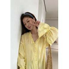 批发<b class='q'>吉普</b>赛少女蕾丝拼接木耳边提花<b class='q'>衬衫</b>系带喇叭袖防晒上衣