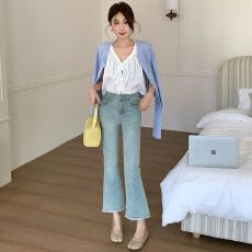 批发实拍206新款怀旧蓝牛仔微喇<b class='q'>九分</b>裤女毛边裤脚