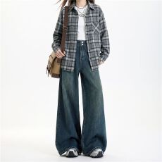 批发秋季阔腿复古宽松拖地直筒<b class='q'>裤</b>子显瘦<b class='q'>提</b><b class='q'>臀</b>百搭牛仔<b class='q'>裤</b>女秋款