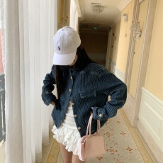 批发高级感气质小香风牛仔外套女秋季<b class='q'>短款</b>小众设计感立领蓝色夹克上衣