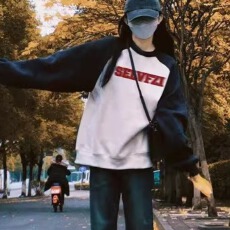 批发美式复古插肩袖圆领无帽薄款卫衣女春秋新款宽松oversize撞色上衣