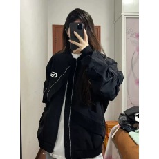 批发美式街头棒球服外套男女春秋设计感宽松情侣不规则铁标飞行员<b class='q'>夹克</b>