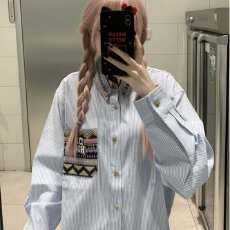 批发名族风设计感拼接条纹长袖衬衫女春夏别致宽松上衣复古<b class='q'>外套</b>潮