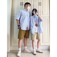 批发日系文艺蓝色条纹短袖<b class='q'>衬衫</b>男女款<b class='q'>情侣装</b>夏季宽松慵懒风<b class='q'>衬衣</b>外穿搭