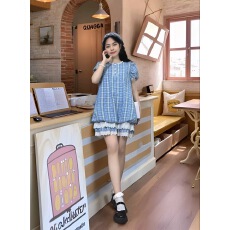 批发法式复古蓝格子小飞袖连衣<b class='q'>裙</b>女夏季小个子收腰显瘦<b class='q'>花苞</b>蛋糕短<b class='q'>裙</b>子
