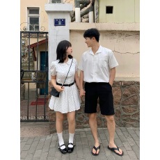 批发泡泡袖收腰工字褶连衣裙女夏季2025新款翻领波点绝美气质a字短裙