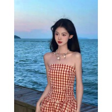 批发蓝白格子拼接蕾丝吊带连衣裙女夏季2025新款收腰A字显瘦大摆长裙