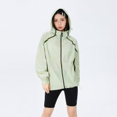 批发2026春<b class='q'>秋</b>韩版新款防风冲锋衣大码女装200斤胖mm无帽拉链夹克外套