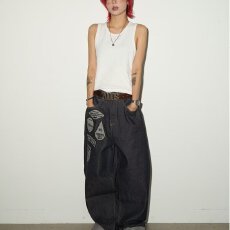 批发美式复古贴布刺绣设计感<b class='q'>牛仔裤</b>男<b class='q'>女</b>宽松直筒痞帅高街裤子