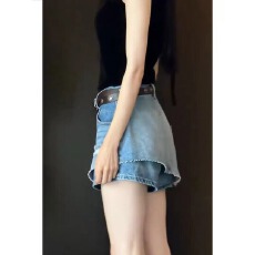 批发高街一束牛仔<b class='q'>短</b>裤女遮胯阔腿裤夏薄款裙裤小个子不规则设计假两件