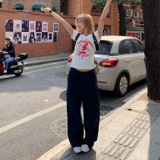 批发美式高街多口袋弯刀工装<b class='q'>牛仔裤</b>男<b class='q'>女</b>设计感宽松<b class='q'>直筒</b>休闲长裤潮