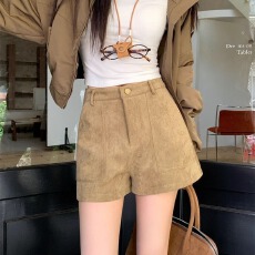 批发卡其色高腰麂皮工装<b class='q'>短裤</b>女秋冬欧货大口袋高级感时尚百搭款休闲裤