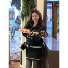 套装毛衣开衫感费尔岛牛角高腰显瘦针织半身裙2025新款两件套