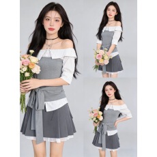 批发2026超火减龄穿搭韩系拼接一字肩衬衫<b class='q'>百褶</b>裙女夏季小众不撞款套装