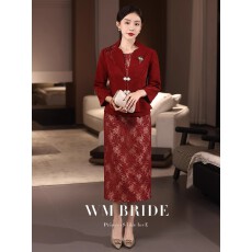 批发2025妈妈婚宴礼服新款酒红喜婆婆结婚装长袖年轻高端大码秋冬