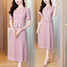 批发2026新款小个子喜婆婆婚宴装高端粉色年轻气质V领喜妈妈旗袍