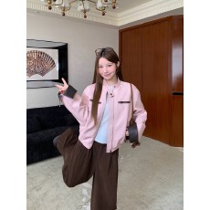 批发实拍粉色短款<b class='q'>皮衣</b>外套女秋高级感小个子机车夹克上衣