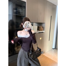 批发<b class='q'>实拍</b>  特调奶咖 蕾丝拼接一字肩T恤女收腰显瘦打底衫上衣