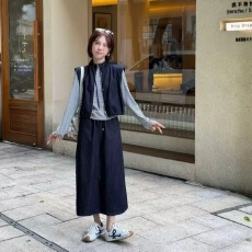 批发YM高级感工装<b class='q'>牛仔</b>两件套装2025秋冬新款显瘦气质时尚爆款长裙流行