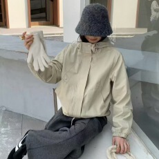 批发广州时尚港风加棉<b class='q'>风衣</b>夹克外套2025冬季新款连帽拉链设计感女上衣