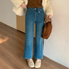 批发DADA<b class='q'>欧洲站</b>冬季新款时尚加绒九分直筒裤女高腰阔腿<b class='q'>牛仔裤</b>显瘦显高