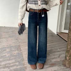 批发柏卉<b class='q'>欧洲站</b>2025冬季新款时尚密密绒<b class='q'>牛仔裤</b>窄版阔腿裤拖地显瘦显高