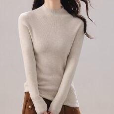 批发卡琪无缝一体羊毛衫半高领冬季<b class='q'>女</b>士修身洋气时尚针织内搭打底毛衣