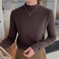 批发卡琪无缝一体羊毛衫半高领冬季<b class='q'>女</b>士修身洋气时尚针织内搭打底毛衣