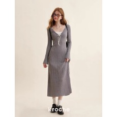 批发Kroche   蕾丝花边 假两件拼接修身长款针织连衣裙