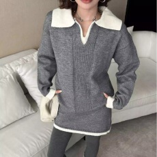 批发<b class='q'>拼色</b>简调休闲简约V领撞色翻领毛衣短裙套装