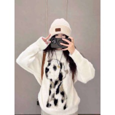 批发秋冬毛衣女高级感2025新款仿貂毛斑点狗<b class='q'>宽松</b>圆领慵懒风针织衫<b class='q'>上衣</b>