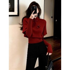 批发斗篷设计感气质红色拼接<b class='q'>上衣</b>冬季女装2025新款旗袍领盘扣新年小衫