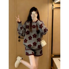 批发灰色花朵毛衣套<b class='q'>装</b>秋冬小个子穿搭女2025年新款针织上衣<b class='q'>裤</b>子两件套