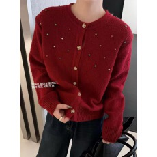 批发韩版甜美大小姐气质精致金属扣<b class='q'>圆领</b>手工带钻浣熊羊绒洋气耐看秋冬